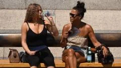 UK Records Highest Temperatures This Year as Bank Holiday Travel Increases