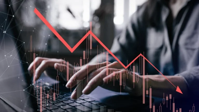 AI Winners, Victims, and the One Stock to Sell Now