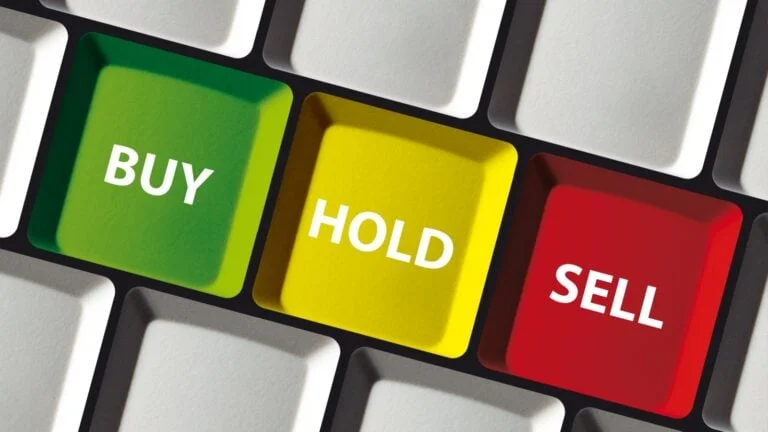 Apple Upgraded, American Express Downgraded: Updated Rankings on Top Blue-Chip Stocks